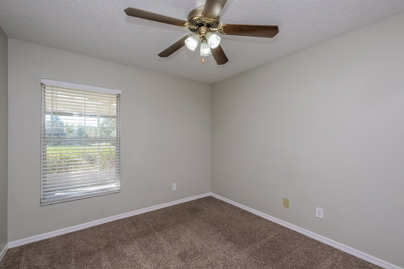 2,040/Mo, 614 Cape Cod Cir Valrico, FL 33594 Main Bedroom View