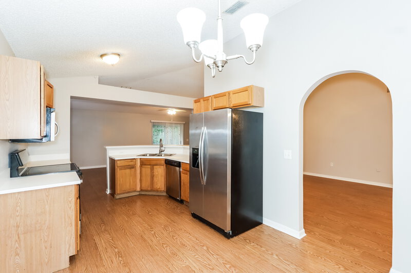 2,080/Mo, 5418 Treig Ln Wesley Chapel, FL 33545 Kitchen View 2