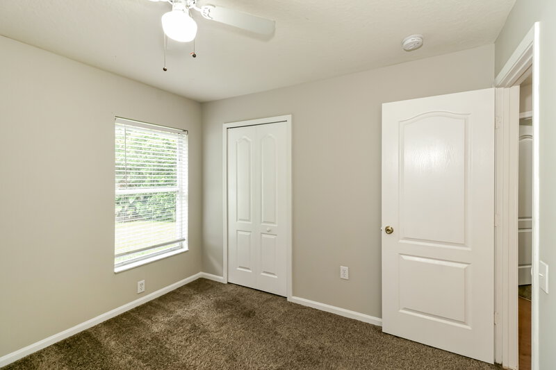 2,330/Mo, 5900 War Admiral Dr Wesley Chapel, FL 33544 Bedroom View