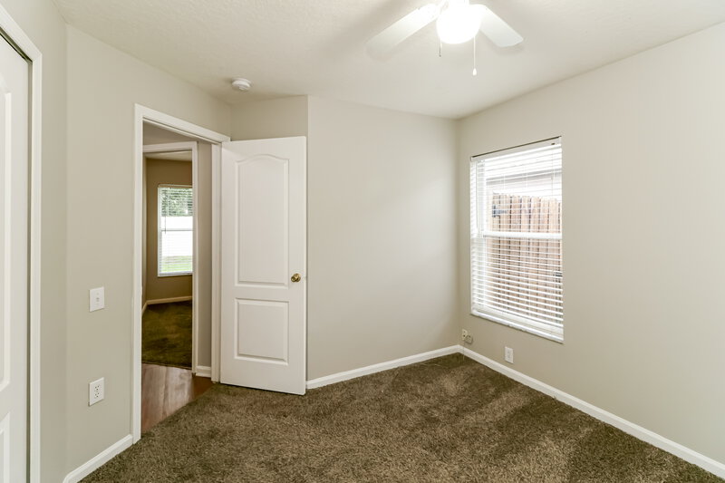 2,330/Mo, 5900 War Admiral Dr Wesley Chapel, FL 33544 Bedroom View 3