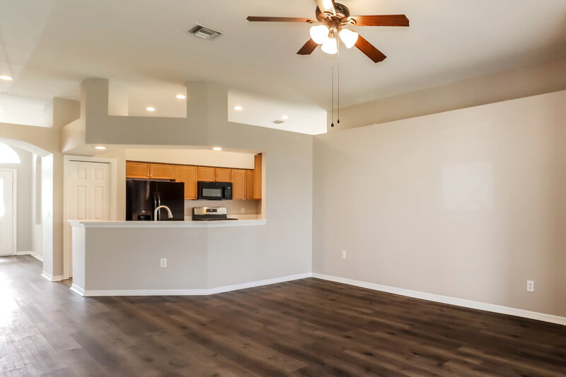 2,625/Mo, 4525 Roundview Ct Land O' Lakes, FL 34639 Kitchen View 3