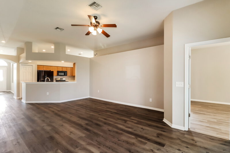 2,625/Mo, 4525 Roundview Ct Land O' Lakes, FL 34639 Family Room View