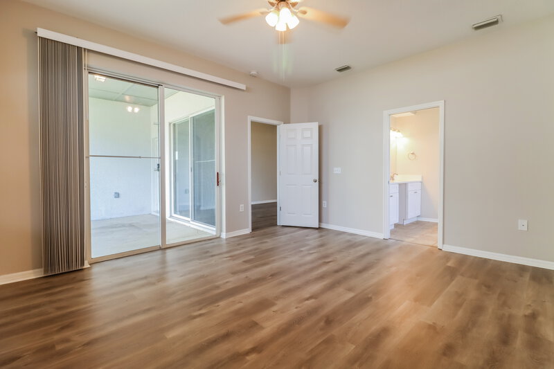 2,625/Mo, 4525 Roundview Ct Land O' Lakes, FL 34639 Main Bedroom View 2