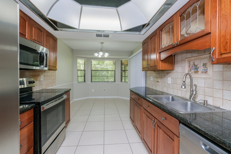2,030/Mo, 12223 Shadow Ridge Blvd Hudson, FL 34669 Kitchen View