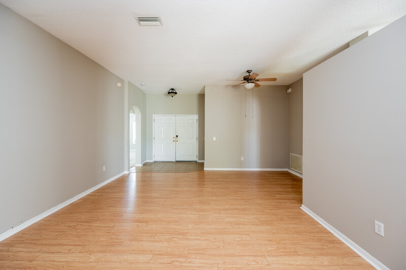 2,310/Mo, 12019 Butler Woods Cir Riverview, FL 33579 Living Room View