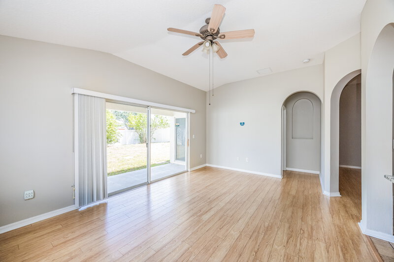 2,310/Mo, 12019 Butler Woods Cir Riverview, FL 33579 Dining Room View 2