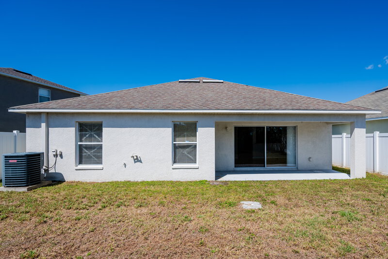 2,310/Mo, 12019 Butler Woods Cir Riverview, FL 33579 Rear View