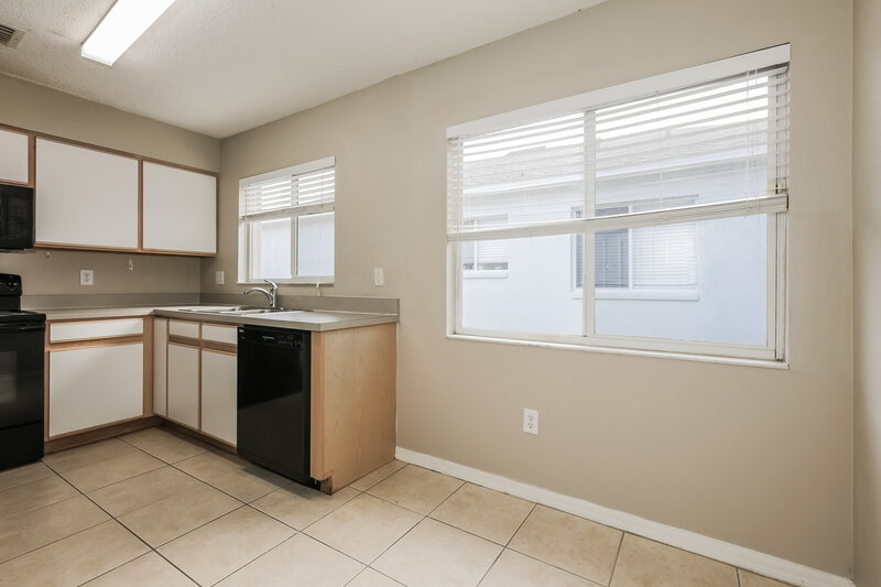 2,210/Mo, 3146 Pine Top Dr Valrico, FL 33594 Dining Room View