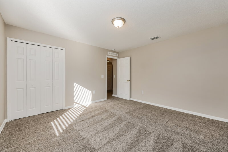 2,000/Mo, 1507 Alhambra Crest Dr Ruskin, FL 33570 Bedroom View 2