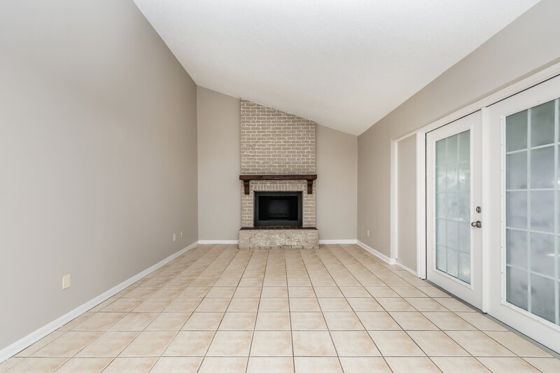 2,460/Mo, 16536 Forest Lake Dr Tampa, FL 33624 Living Room View 2