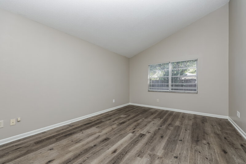 2,460/Mo, 16536 Forest Lake Dr Tampa, FL 33624 Main Bedroom View