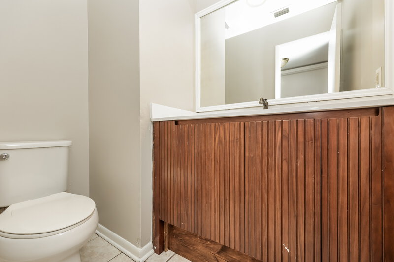 2,460/Mo, 16536 Forest Lake Dr Tampa, FL 33624 Bathroom View 2