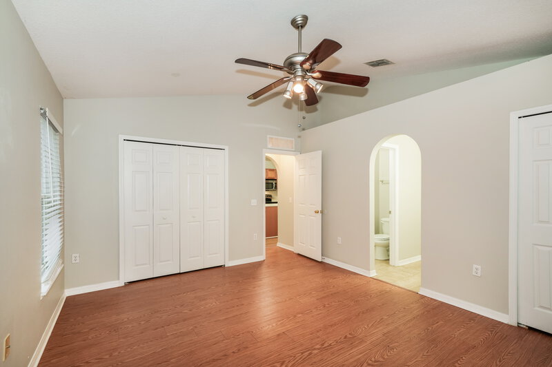 2,120/Mo, 17036 Lixberry Way Land O Lakes, FL 34638 Main Bedroom View 2