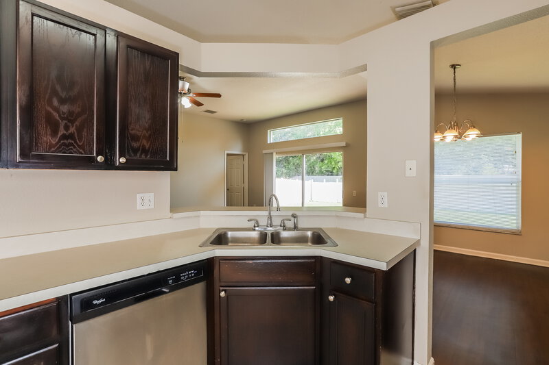 2,180/Mo, 26911 Affirmed Dr Wesley Chapel, FL 33544 Kitchen View 3