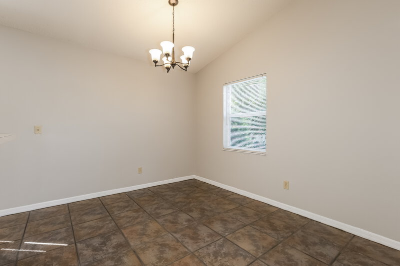 2,130/Mo, 704 Sand Ridge Dr Valrico, FL 33594 Dining Room View
