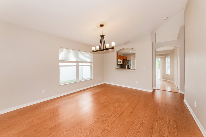 1,890/Mo, 1135 Seminole Sky Dr Ruskin, FL 33570 Dining Room View