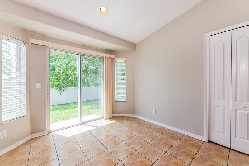 1,890/Mo, 1135 Seminole Sky Dr Ruskin, FL 33570 Breakfast Nook View