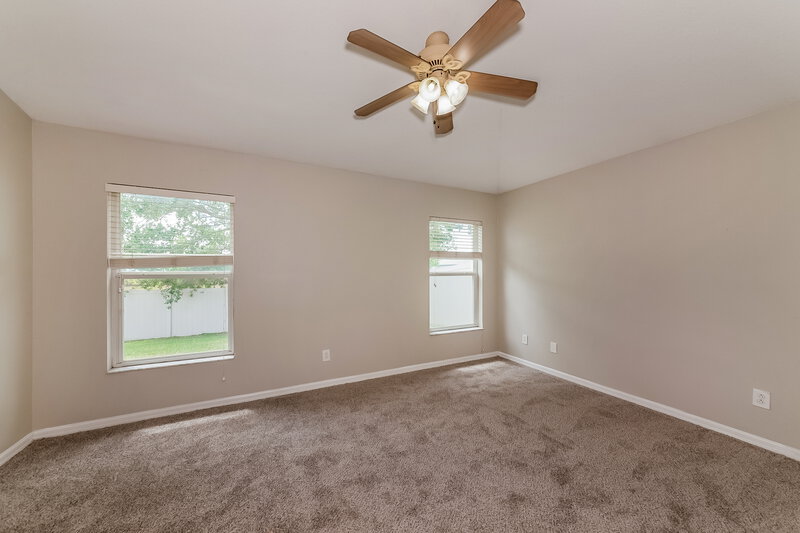 1,890/Mo, 1135 Seminole Sky Dr Ruskin, FL 33570 Main Bedroom View