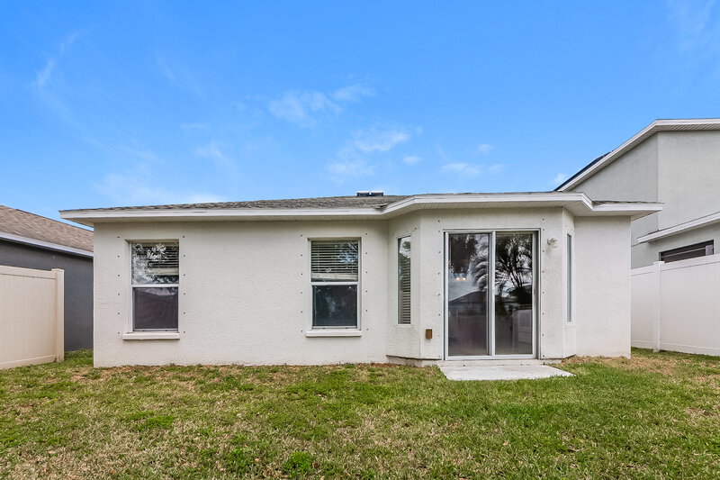 1,890/Mo, 1135 Seminole Sky Dr Ruskin, FL 33570 Rear View