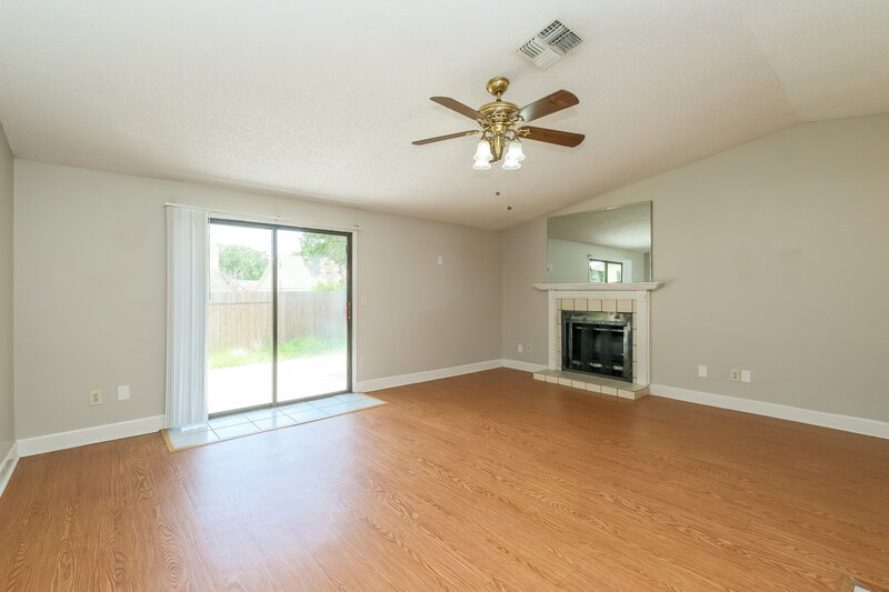 1,775/Mo, 7511 Breezewood Ct Port Richey, FL 34668 Living Room View