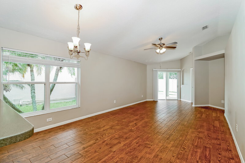 2,065/Mo, 8525 Hawbuck St Trinity, FL 34655 Living Room View 2