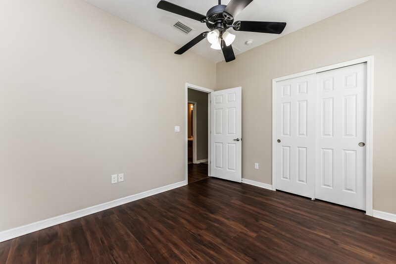 1,915/Mo, 901 Fern Leaf Dr Ruskin, FL 33570 Bedroom View 4