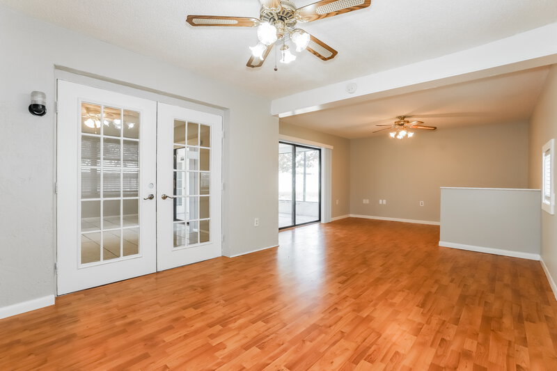 2,125/Mo, 2483 Amherst Ave Spring Hill, FL 34609 Family Room View