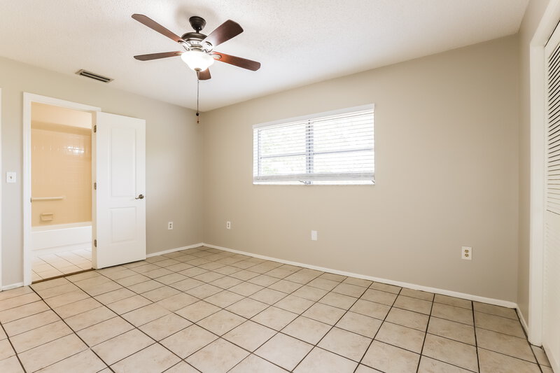 1,600/Mo, 2483 Amherst Ave Spring Hill, FL 34609 Main Bedroom View