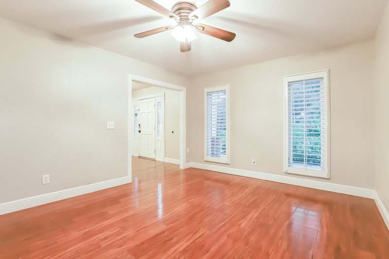 2,340/Mo, 2430 Arborwood Dr Valrico, FL 33596 Family Room View