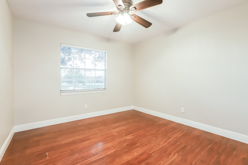 2,340/Mo, 2430 Arborwood Dr Valrico, FL 33596 Bedroom View 2