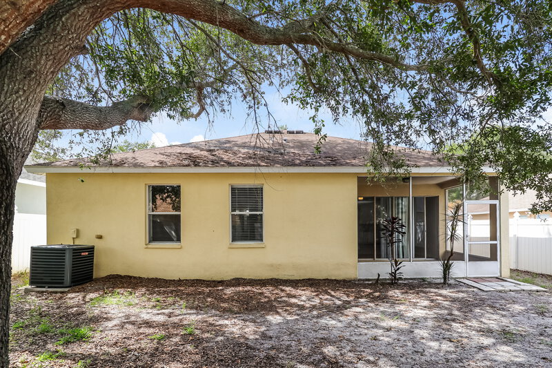 2,380/Mo, 12718 Bramfield Dr Riverview, FL 33579 Rear View