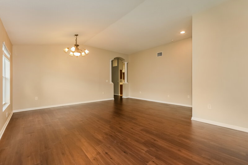 2,510/Mo, 812 Lesa Glen Pl Brandon, FL 33510 Living Room View