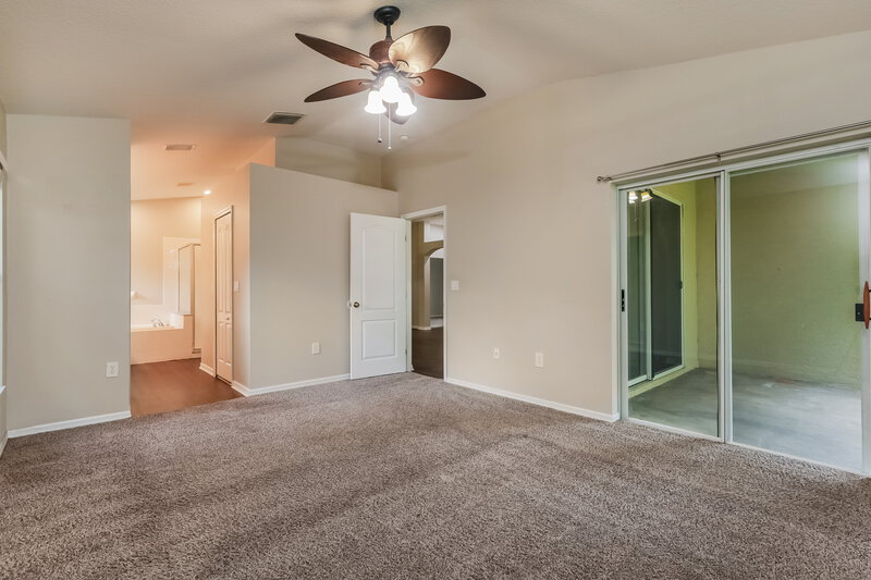 2,510/Mo, 812 Lesa Glen Pl Brandon, FL 33510 Main Bedroom View 2