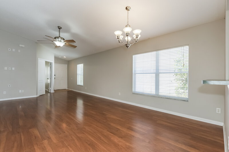 2,320/Mo, 8065 Canterbury Lake Blvd Tampa, FL 33619 Dining Room View