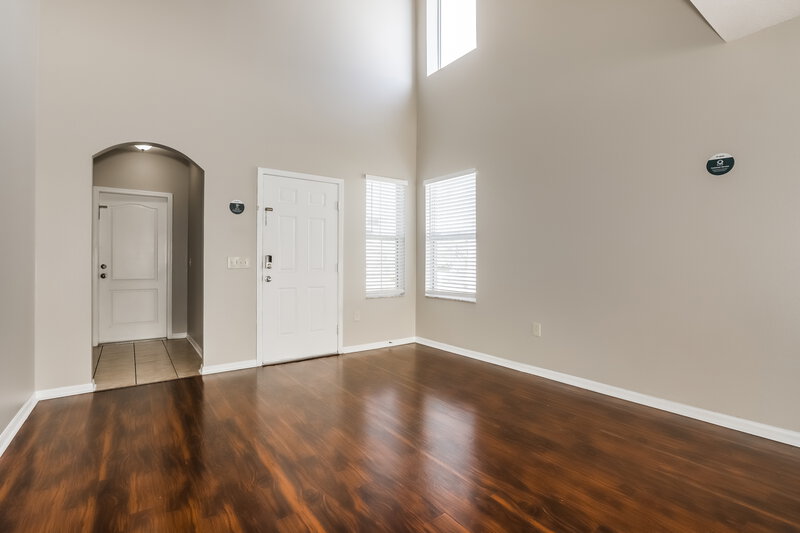 4,710/Mo, 12516 Evington Point Dr Riverview, FL 33579 Living Room View 2