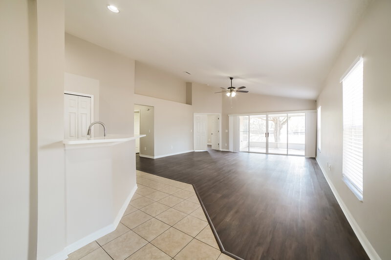 2,205/Mo, 3013 Summer Cruise Dr Valrico, FL 33594 Misc View 2