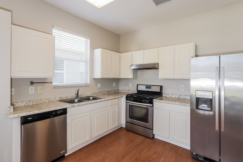 3,190/Mo, 10639 Eveningwood Ct Trinity, FL 34655 Kitchen View 3