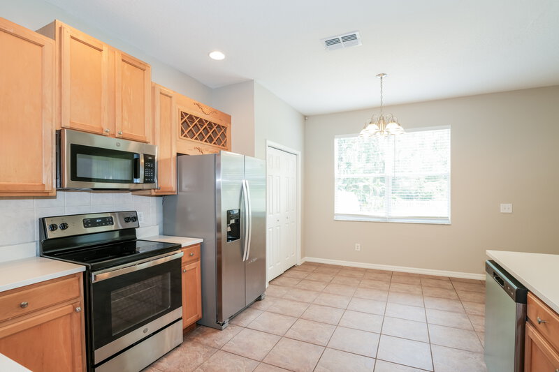 2,190/Mo, 7814 Citrus Blossom Dr Land O' Lakes, FL 34637 Kitchen View