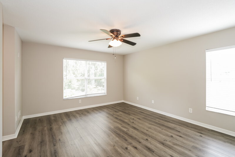 2,190/Mo, 7814 Citrus Blossom Dr Land O' Lakes, FL 34637 Main Bedroom View