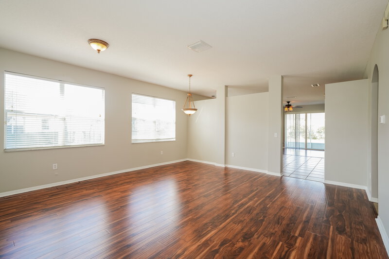 2,305/Mo, 16306 Bridgeglade Ln Lithia, FL 33547 Living Room View