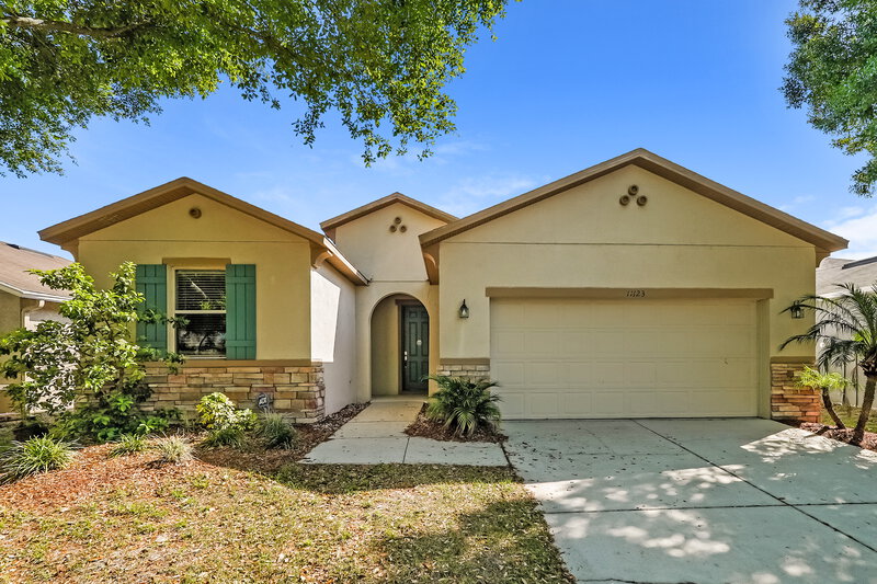 2,245/Mo, 11123 Goldenrod Fern Dr Riverview, FL 33569 External View