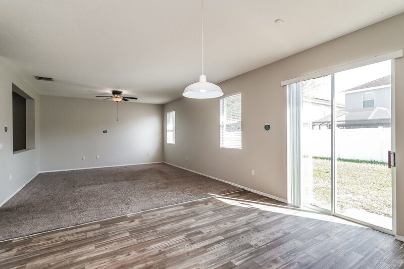 2,245/Mo, 11123 Goldenrod Fern Dr Riverview, FL 33569 Breakfast Nook View 2