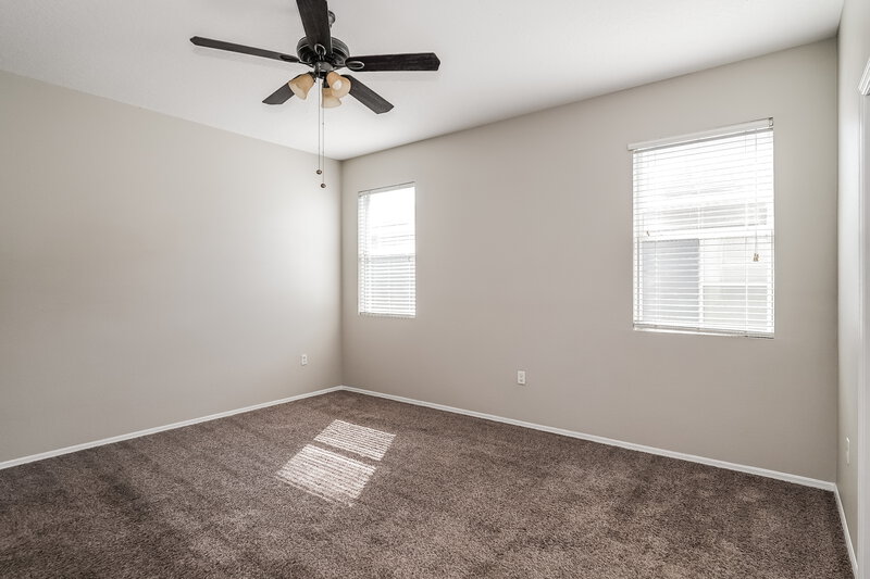 2,245/Mo, 11123 Goldenrod Fern Dr Riverview, FL 33569 Main Bedroom View