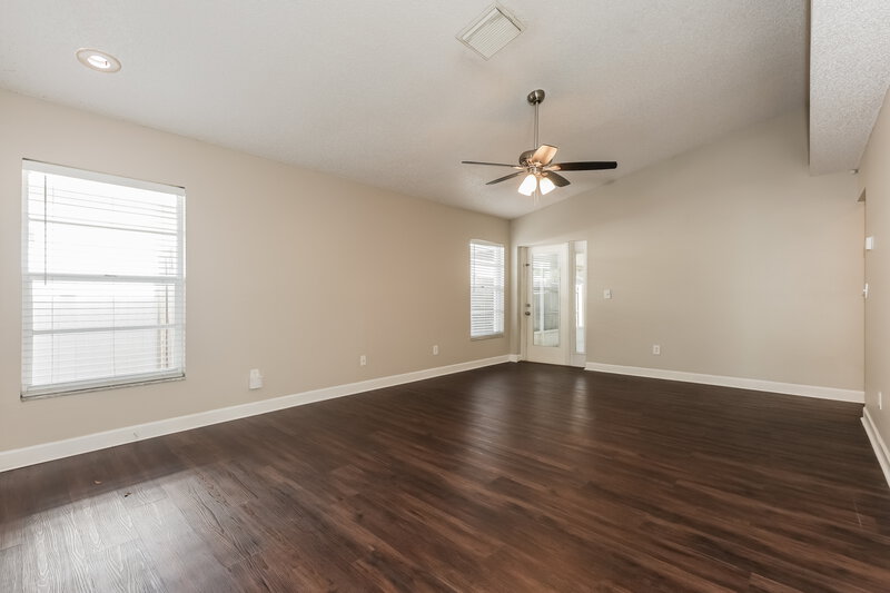 2,070/Mo, 1822 Coyote Pl Brandon, FL 33511 Living Room View