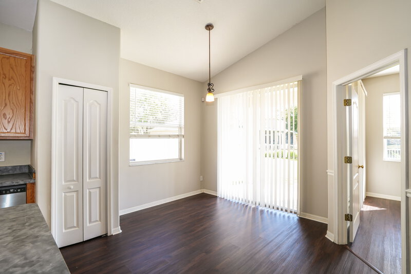 2,030/Mo, 9252 Zincoe Ln Land O' Lakes, FL 34638 Dining Room View 2