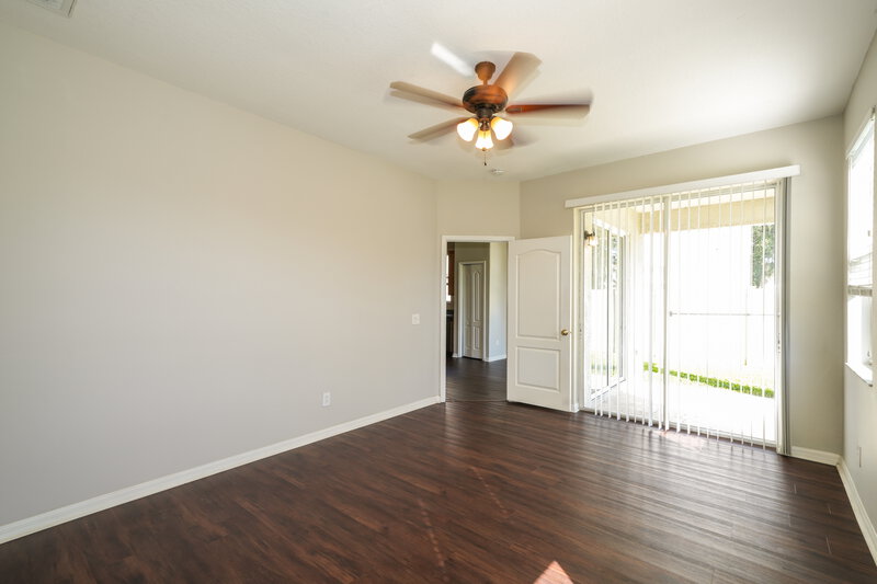 2,030/Mo, 9252 Zincoe Ln Land O' Lakes, FL 34638 Main Bedroom View
