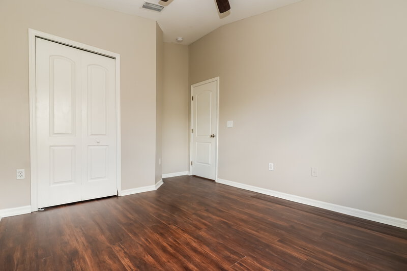 2,365/Mo, 451 Maple Pointe Dr Seffner, FL 33584 Bedroom View