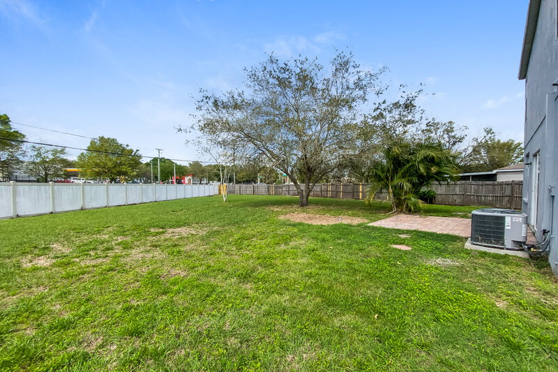 2,365/Mo, 451 Maple Pointe Dr Seffner, FL 33584 Exterior View