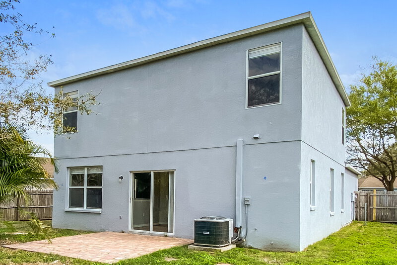 2,365/Mo, 451 Maple Pointe Dr Seffner, FL 33584 Rear View