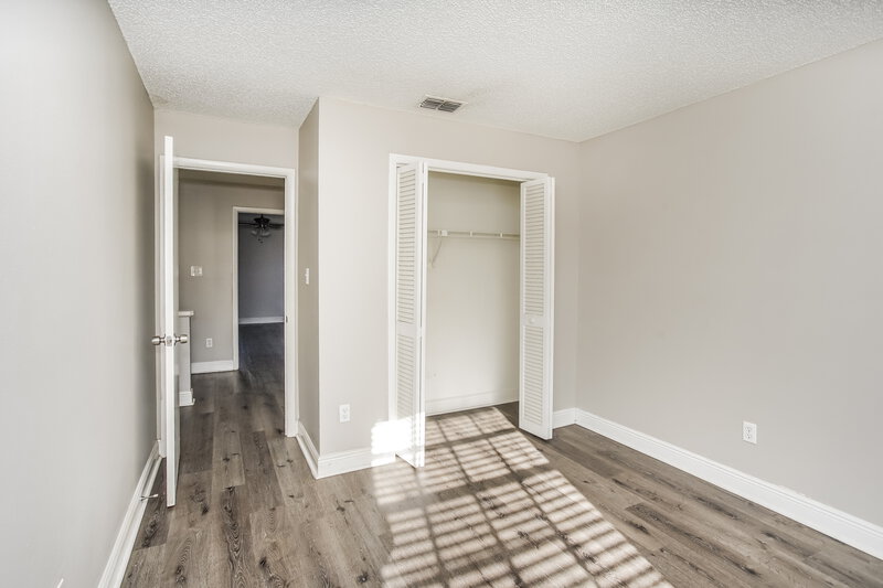 2,265/Mo, 1518 Crossridge Dr Brandon, FL 33510 Bedroom View 2